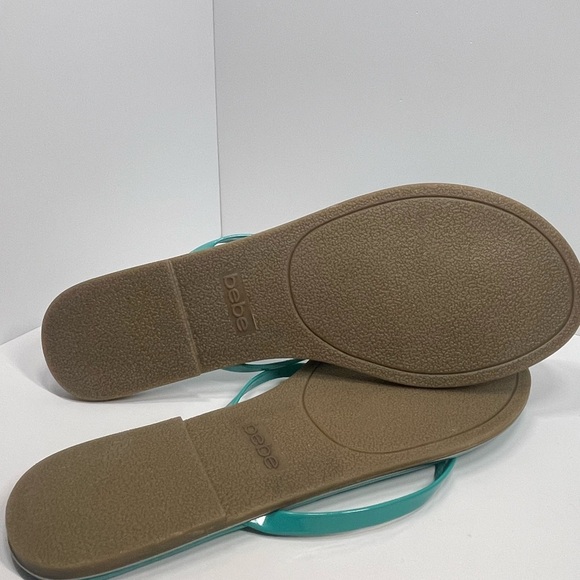 BEBE Women ILISTRA Thong Sandal FLIP FLOPS pool beach shoes Flats 9 Teal Gold - Picture 10 of 11